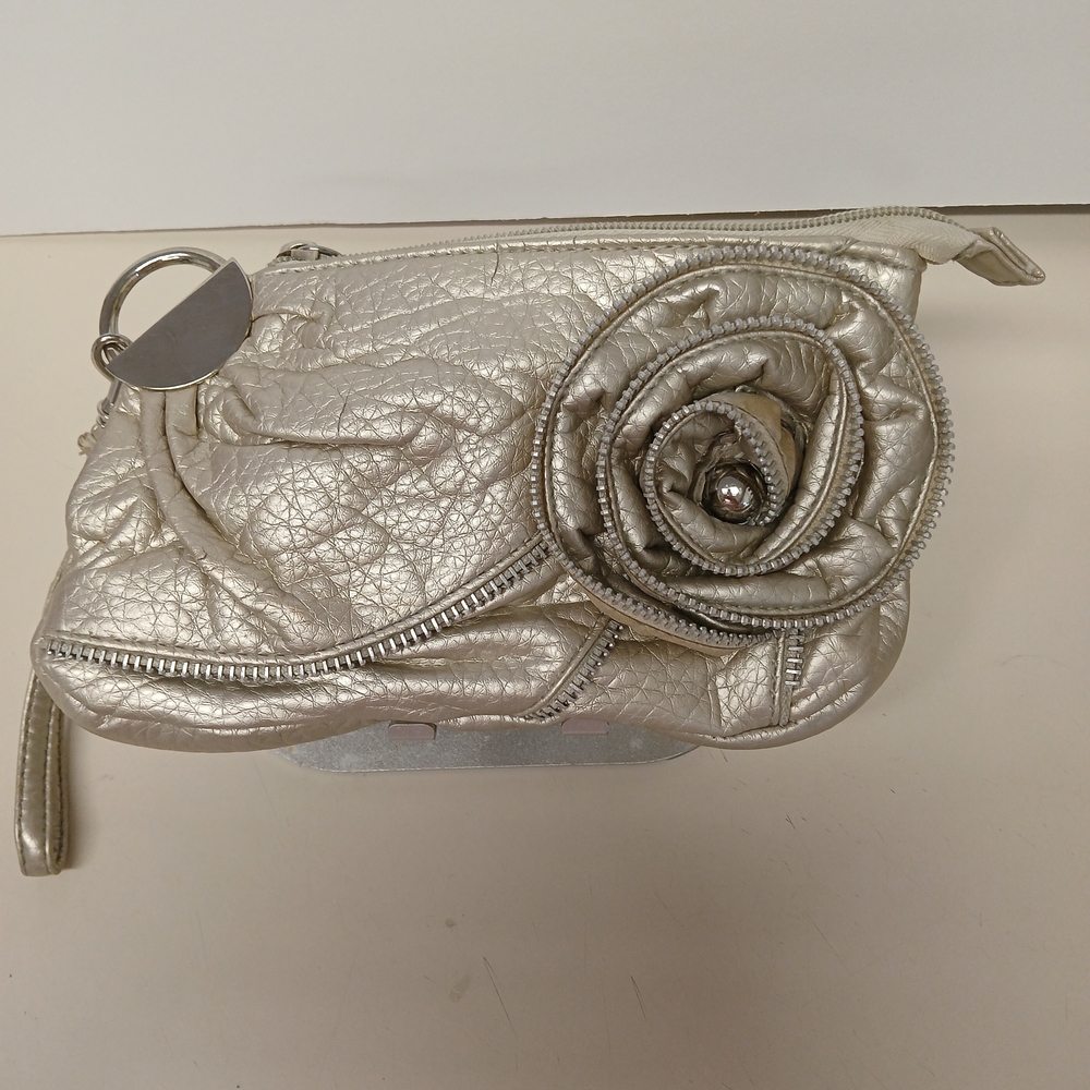 Chateau Silver Rose Embellished Clutch